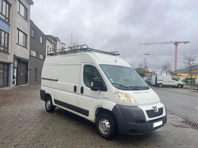 Peugeot Boxer L2H2 2.2HDI 140.000km's met carpass