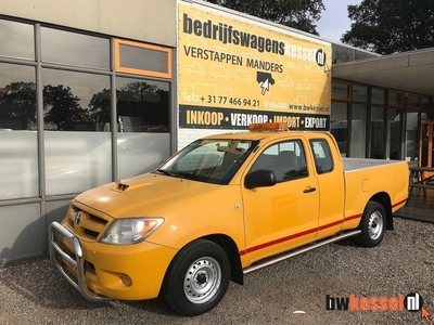 Toyota Hilux 2.5 D-4D LX Xtra Cab 2WD Pick-Up Open Laadbak