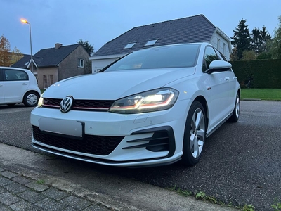 Volkswagen Golf 7.5 GTI Performance