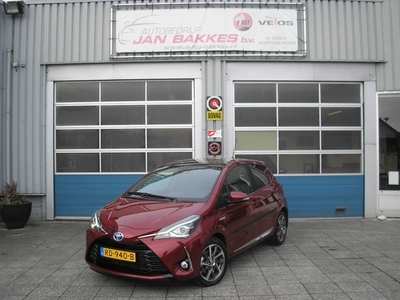 Toyota Yaris 1.5 Hybride Premium + Panoramadak 28.000 km NL-aut