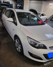 astra 1400cc essence 2013