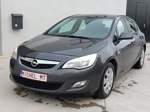 Opel Astra 1.3 CDTi / Met Keuring !