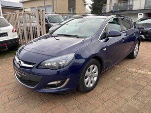 Opel astra diesel van 2014 234000 met ful onderhoud boekje 2