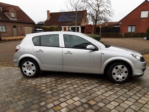 Opel astra hatchback 1.7 tdi