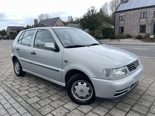 Volkswagen Polo 1.4 Benzine – BUDGETWAGEN - 1 JAAR GARANTI