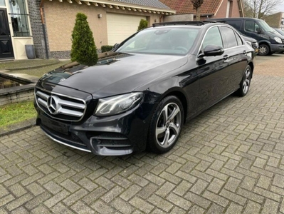 Mercedes E 220 d AMG LINE PANORAMADAK NAVI LED