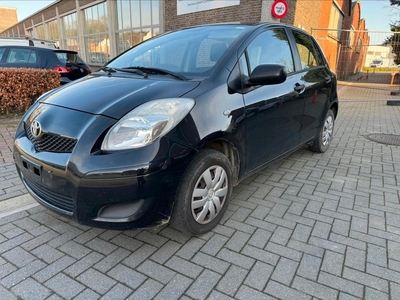 Toyota yaris 1.0 vtii / euro 5 / 2011 / 165.000km