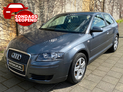 Audi A3 1.6 Attraction Pro Line Business|Climate Control|