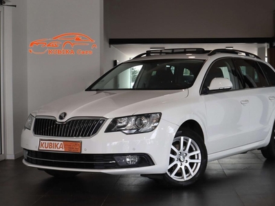 Skoda Superb 1.6 CR TDi Pano Navi CruiseC Garantie*