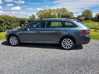 Skoda SuperB 1.6 Tdi DSG 2018 met weinig kilometers