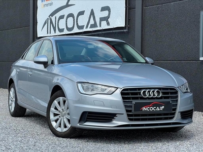 Audi A3 1.6 TDi Attraction * Gps, sensoren, verwarmde Sg,...