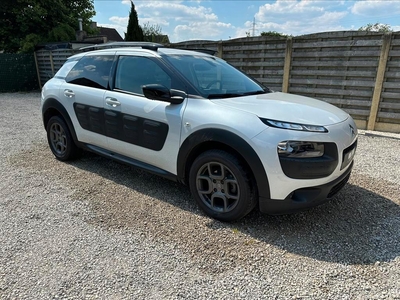 citroën c4 cactus 1.2 benzine met maar 14.000 km