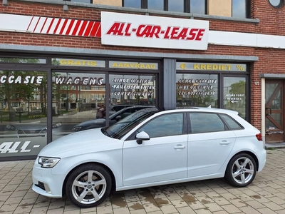 Audi A3 Sportback S Tronic/ Panoramisch dak/ Camera / Packs