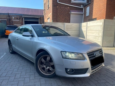 Audi a5 2.0 tdi 2011