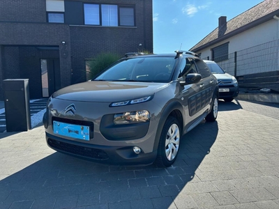 Citroen C4 Cactus - 1.2 benzine met camera en met keuring