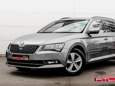 Skoda Superb 1.6 TDi DSG 7 BOX/CARPLAY/STOELVERWARMING.