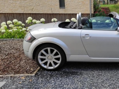 voiture audi TT