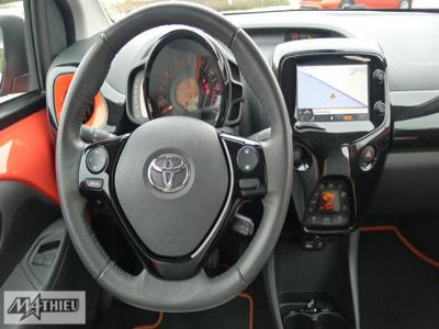 Toyota Aygo 1.0i VVT-i met Navigatie 22816 kms!