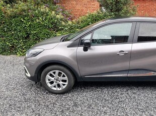 Renault captur 0.9 benzine bj 2018 met schade 87000km