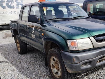 EXPORT•TOYOTA HILUX_2.5 D4D(101CH)_07/2003 EUR.3_4*4