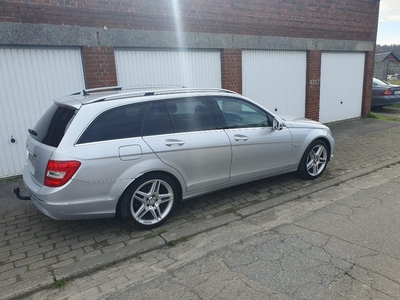 Mercedes c200 anne 2011 e5