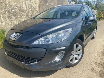 Peugeot 308 1.6 hdi 7 places