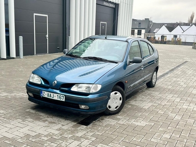 Renault Megane 057,000 km