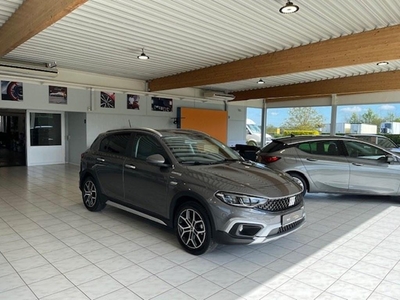 Fiat Tipo Cross/GPS/Camera