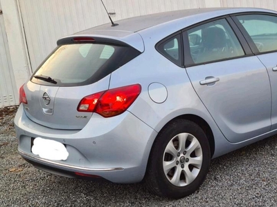 Opel astra 17cdti an2014.185mkm 1prop 4300€