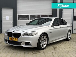 BMW 5-serie 520i EXE M-SPORT *APK 09-2025* AIRCO NAVIGATIE PDC TEL XENON AUX