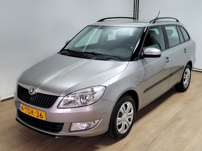 Skoda Fabia Combi 1.2 TSI Sprint Pro de Luxe| Trekhaak | Climatic | Navi | Cruisecontrol! | Dealeronderhouden auto