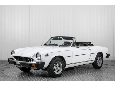 Fiat 124 Spider .