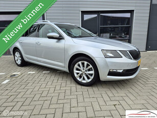 Skoda Octavia Combi 1.4 APPLE CARPLAY DEALERONDERHOUDEN BTW