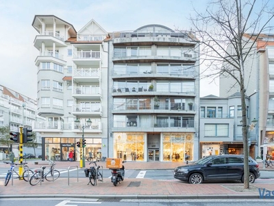 Hedendaags leefappartement met 2 terrassen met open zicht