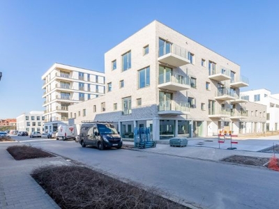 Instapklaar nieuwbouwappartement met terras nabij Uz