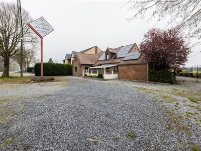 Unieke Kans in Binche: Gebouw van gemengd gebruik