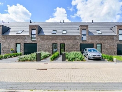 Energiezuinige nieuwbouwwoning met zonnige tuin