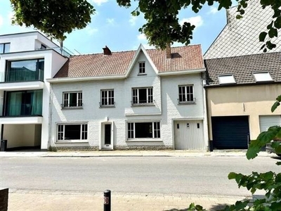 In het CENTRUM: toffe grote BURGERWONING met STADSTUIN, GARA