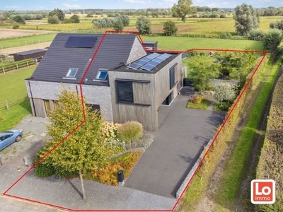 VERKOCHT!! Moderne energiezuinige halfopen bebouwing met ...