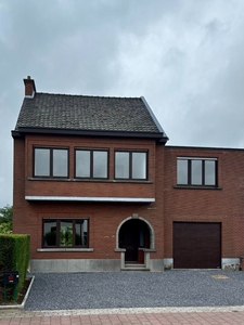 Woning met 3 slaapkamers en mooie tuin!