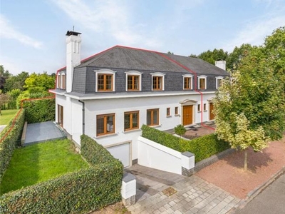 Lichtrijke/charmante woning met moderne afwerking in Meise!