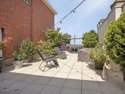 Penthouse met riant dakterras (70 m²) te koop in Antwerpen