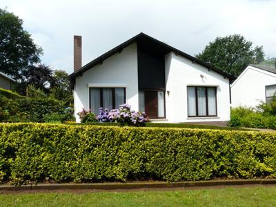 Rustige gelegen villa met prachtige tuin