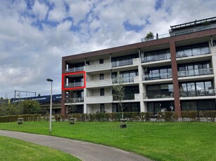 Appartement met 2 slaapkamers en terras te huur.