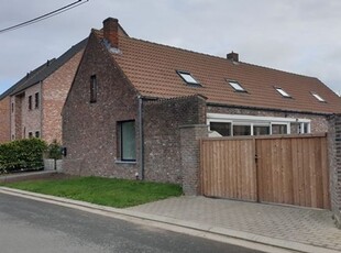 Charmante gerenoveerde hoevewoning