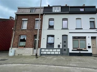 GERENOVEERDE WONING MET 3 SLP EN TERRAS