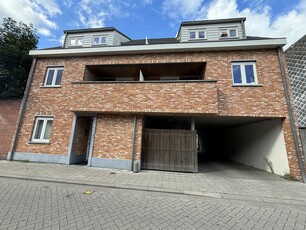 Gezellig centraal gelegen appartement met 2 slpk. autostaanplaats.