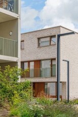 Prachtig afgewerkte nieuwbouwwoning te koop in centrum Ieper