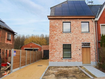 Energiezuinige nieuwbouwwoning met 4 slaapkamers - BAMBRUGG