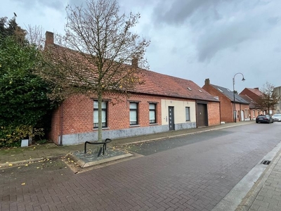 Gezellige gezinswoning met 2 slpks en groot werkhuis/garage!